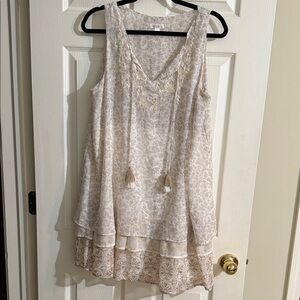 Xhilaration Cream and Tan Floral Dress